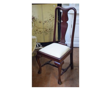 A pair of Queen Anne style dining chairs, a painted dressing table, a standard lamp, a stool and other items (qty)