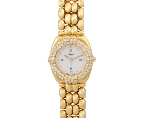CHOPARD Vintage Gstaad, Ref. 5229. Schmuckuhr. Ca. 1990er Jahre. Gold 18K, Lünette mit 92 Diamanten (ca. 0,9ct, sehr gute bis