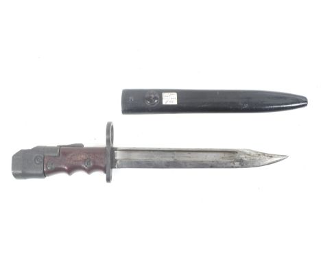 A British Army Land Service No 7/MK/L bayonet. Manufactured by Elkington, circa 1945-48, with 20.1cm blade marked 'M/78' at t