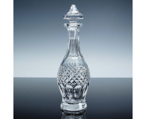 This exquisite Waterford cut crystal decanter features a traditional tapered silhouette, embellished with the brand's signatu