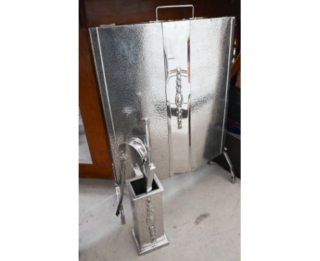 Arts &amp; Crafts style steel firescreen and matching companion set 