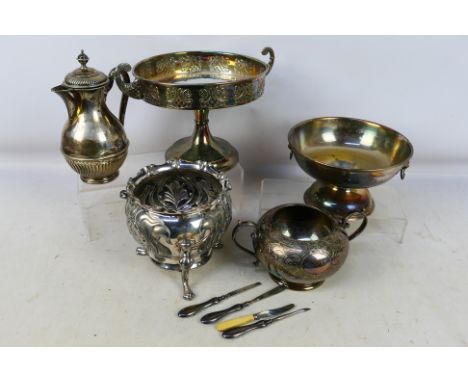 A collection of plated ware to include an Art Nouveau cachepot on tripod supports by James Deakin & Sons, 15 cm (h). [W]