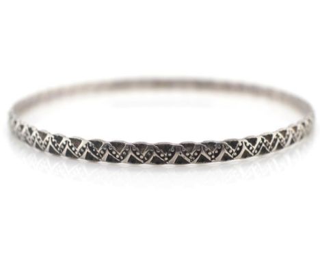 Antique sterling silver bangle probably marked Chester 1899 sterling approx 64mm 6 grams.