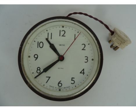 Railwayana - Smiths Sectric bakelite electric railway clock; 18cm diameter to face