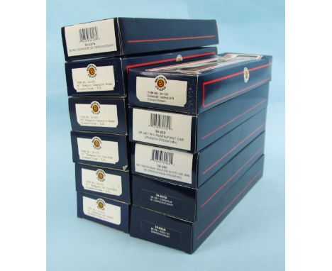 Bachmann OO gauge, eleven BR crimson/cream coaches, all boxed, (11).