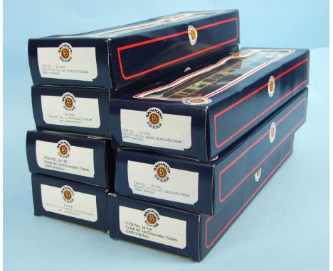 Bachmann OO gauge, seven GWR chocolate/cream 60ft Collett coaches, all boxed, (7).