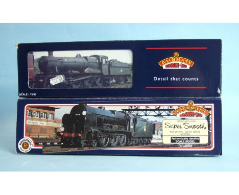Bachmann OO gauge, Manor Class GWR 4-6-0 locomotive and tender "Broome Manor" no.7805 and a Maunsell Lord Nelson Class SR 4-6