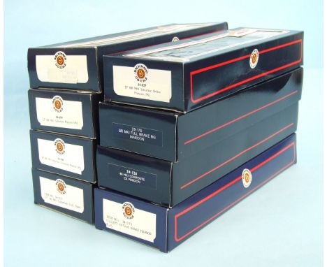Bachmann OO gauge, eight BR maroon coaches, all boxed, (8).