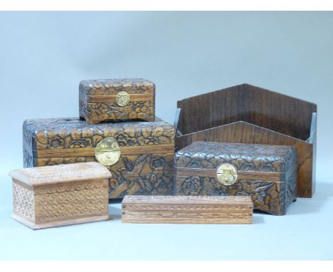 A quantity of wooden trinket and jewellery boxes