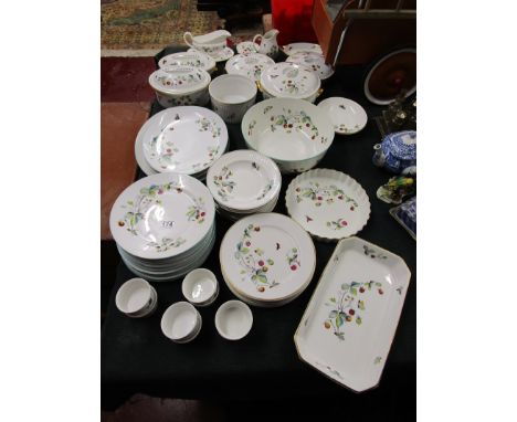 Large Royal Worcester dinner service - Strawberry Fair pattern