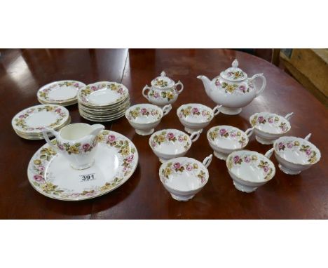 Tea service - Rosalinda by Coalport