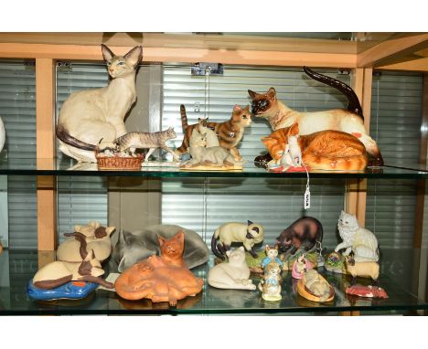 A COLLECTION OF ORNAMENTAL CATS to include Goebel, Border Fine Arts, Suzie Marsh, Aynsley, a sculpture by Joy Haiseldon of an