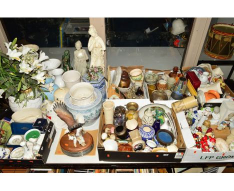 SIX BOXES AND LOOSE SUNDRY ITEMS to include a box of decorative ornaments, Studio Pottery including a Guillermo Cuellar circu