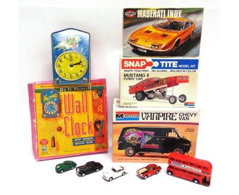 ASSORTED COLLECTABLES comprising five Tri-ang Minic Motorway vehicles, including an Aston Martin and a Porsche; a Codeg Sovie