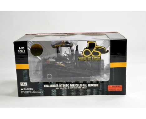 USK 1/32 Challenger MT865C Field Python Tractor. M in Box.