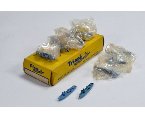 Triang Minic Ship Tradebox of Minesweeper issues, Generally NM to M. 