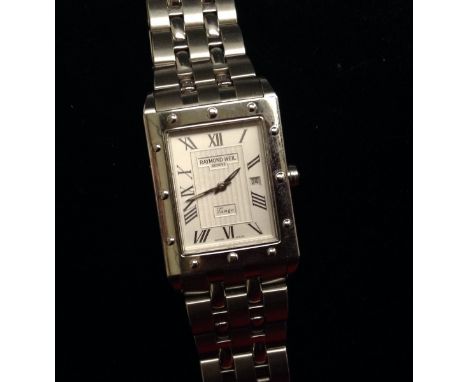 Raymond Weil - a stainless steel gentlemen's quartz Tango wristwatch, white dial with decorated engine turned centre, silver 