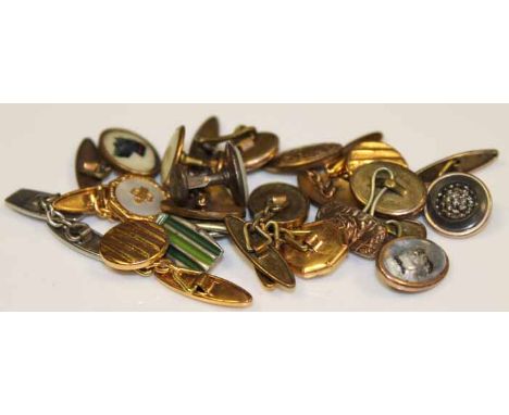 GROUP OF VARIOUS CUFFLINKS
condition varies across lot
