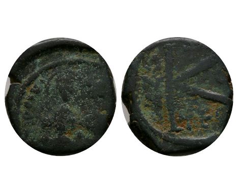578-582 AD. Thessalonica mint, year 4. Obv: D N TIB CONSTANT P P AVG legend with Tiberius and Anastasia standing. Rev: large 