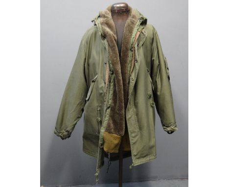 Vintage American military US Army parka with hood, labelled pattern date 1948, O.D M-48. (B.P. 21% + VAT)  Lining is detachab