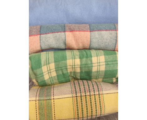 Box of vintage woollen blankets to include: three check blankets in various colourways and a blue 'The Wool Company England' 