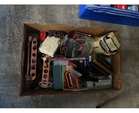 Box of assorted smoking accessories to include: pipe racks, pipes, Sheraton pipe box containing cheroot holder, smoking stand