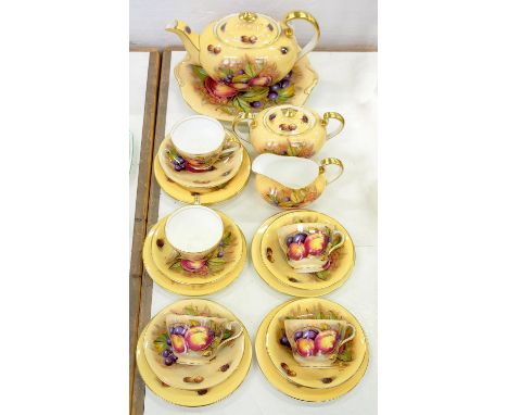 AN AYNSLEY FRUIT DECORATED TEA SERVICE, TEAPOT AND COVER 13CM H, PRINTED MARK 