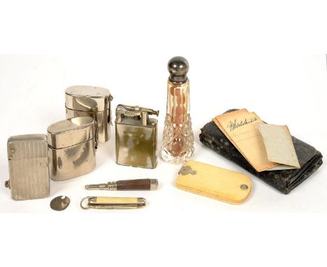 A SMALL QUANTITY OF VINTAGE CIGARETTE LIGHTERS, SILVER CAPPED GLASS SCENT BOTTLE, ETC 
