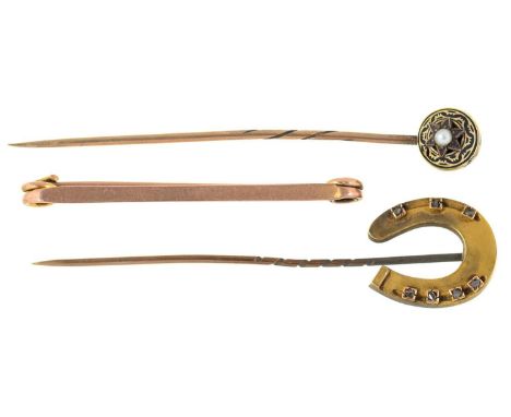 A VICTORIAN ROSE CUT DIAMOND STICK PIN WITH HORSESHOE SHAPED TERMINAL IN GOLD, A VICTORIAN ENAMEL AND SPLIT PEARL STICK PIN I