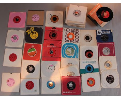 87 7 inch vinyl record singles with some in company sleeves including Vanilla Fudge, Dr John, Chamber Brothers, Traffic, Clar