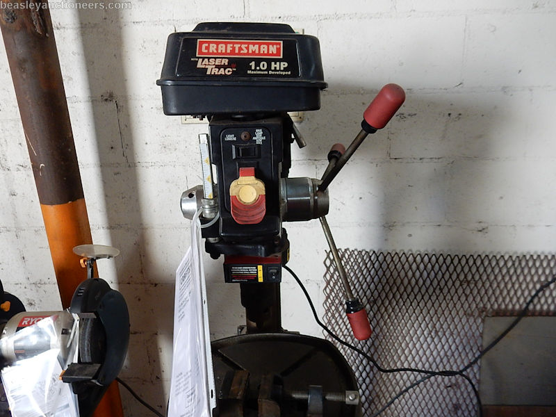 Craftsman 15" drill press with Laser Trac. 1HP 5/8" chuck, 120V. Model