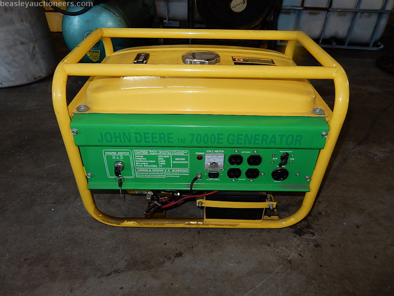 John Deere portable electric generator. Model 7000E. 7Kw, key start.