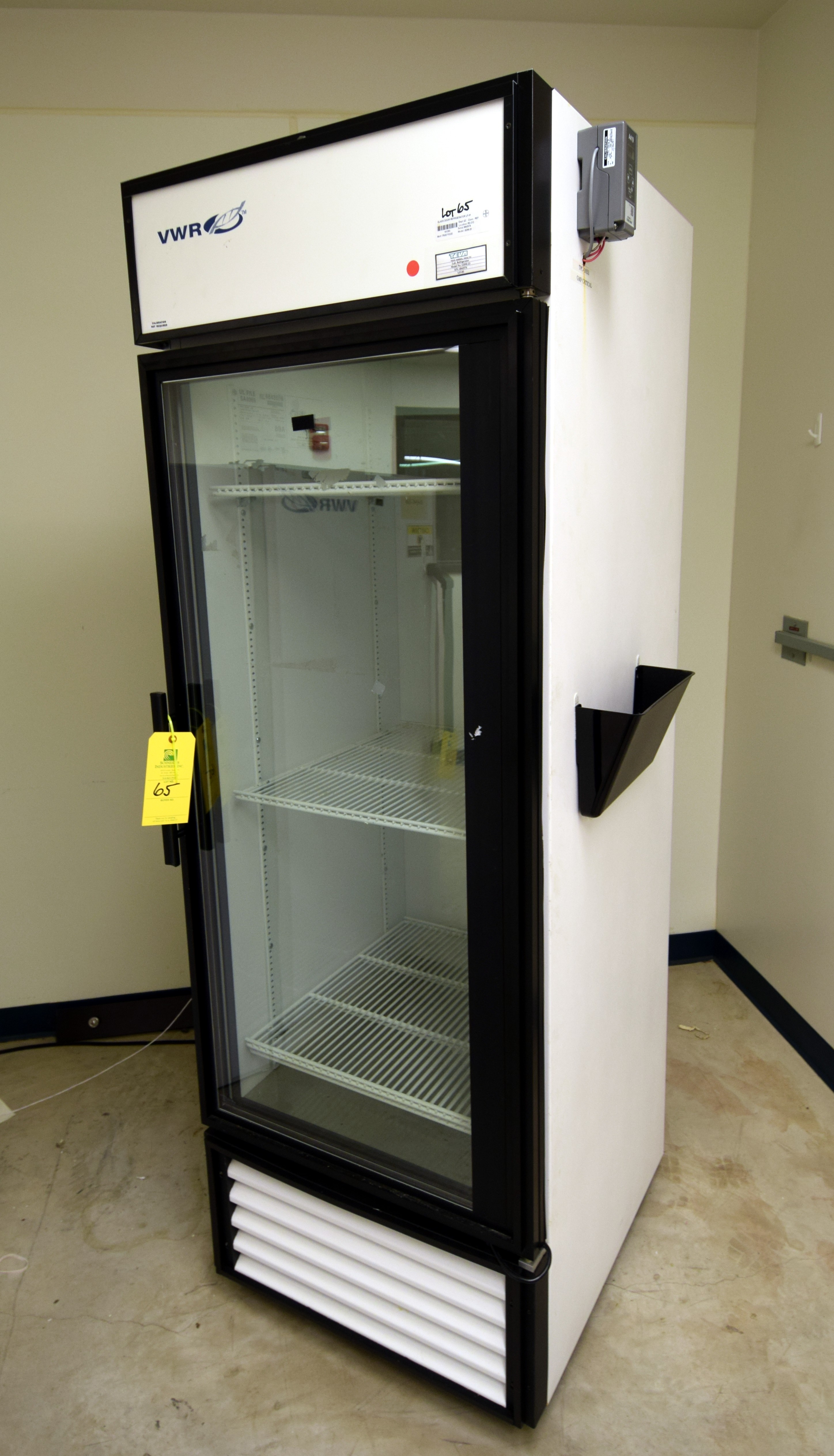 VWR Scientific Refrigerator, Model GDM23, Serial 6843576. LOADING FEE