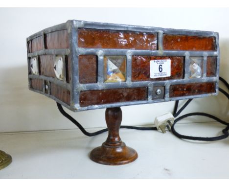 WOODEN BASED TABLE LAMP WITH LEADED LIGHT SHADE