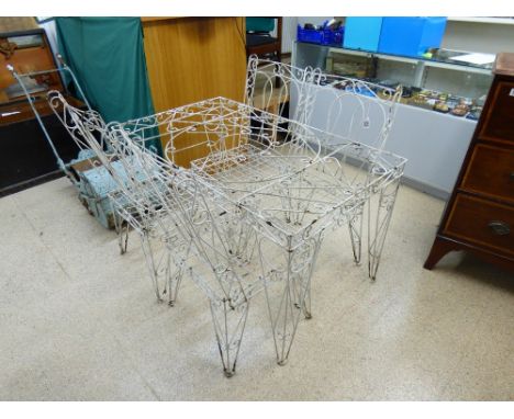 VINTAGE METAL GARDEN TABLE & 4 MATCHING CHAIRS