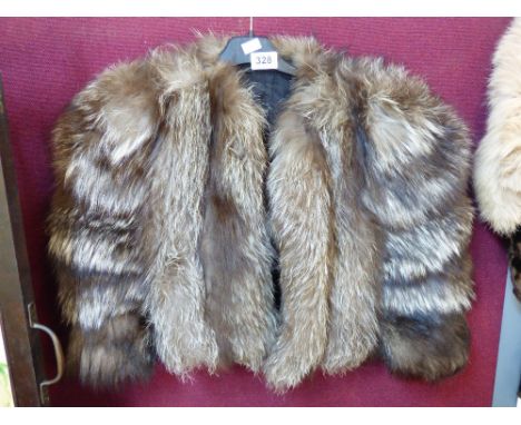 LADIES VINTAGE FUR STOLE / CAPE