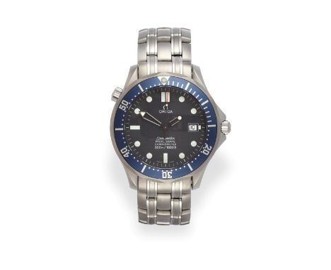 A Stainless Steel Automatic Calendar Centre Seconds Wristwatch, signed Omega, Professional Chronometer 300m/1000ft, model: Se