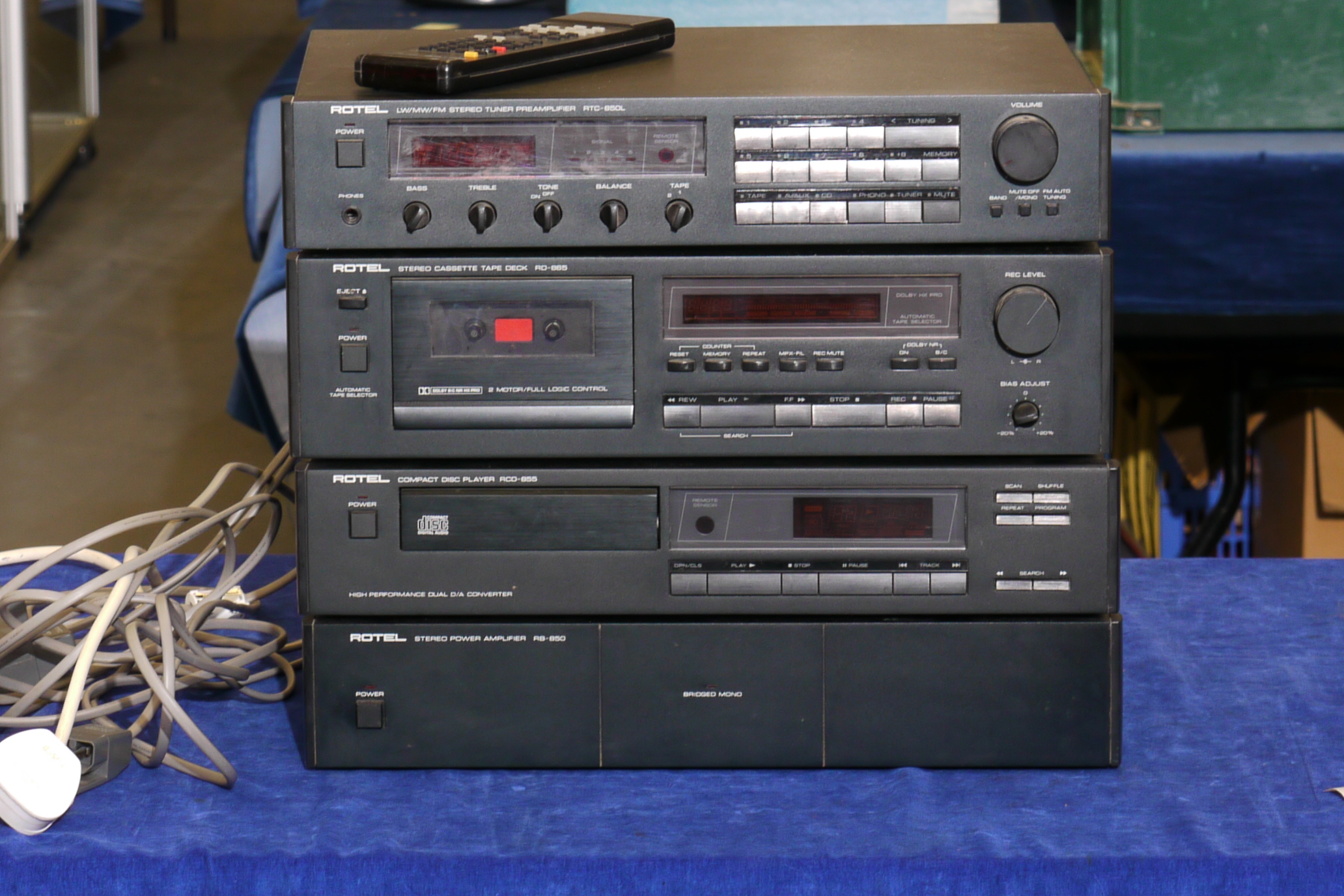 A Rotel Hifi System, comprising of RB-850, RCD-855, RD-865 and RTC-850L