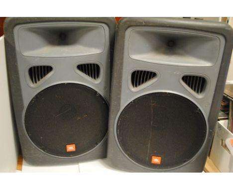 Speakers: JBL  EN015 250 watt 2 way speaker/stage monitor - untested plus bag of leads