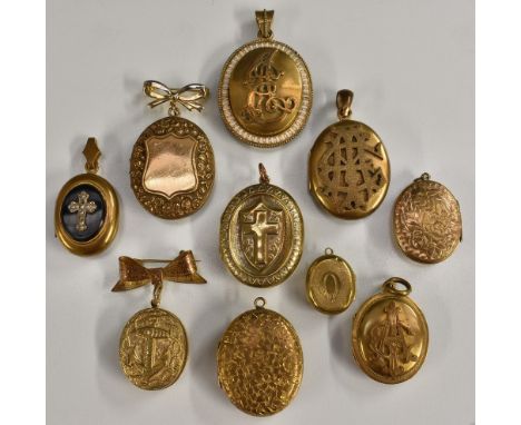 Jewellery - a Naval interest gilt metal locket, embossed with an Anchor and Rope collar, engine turned rear, enclosing photog