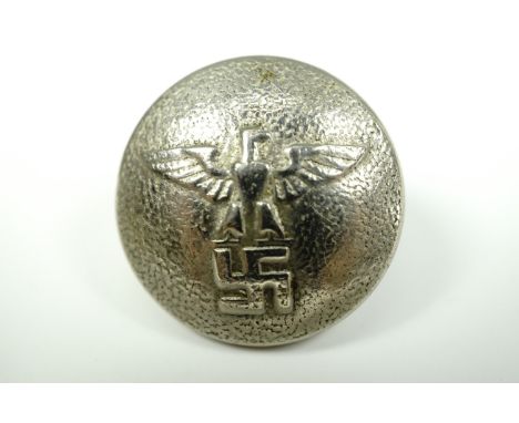 A German Third Reich NSDAP tunic button, 21 mm