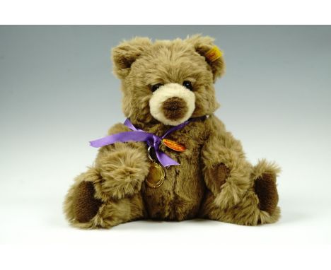 A Steiff Original "Bertie" bear, 24 cm