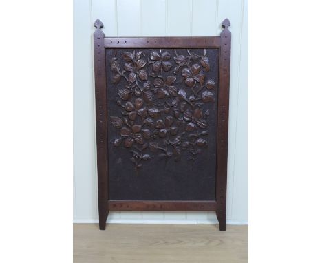 A carved wood fire screen, 89 x 55 cm