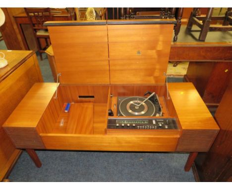 A VINTAGE TEAK DYNATRON RADIOGRAMME