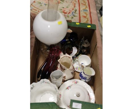 A TRAY OF ASSORTED CERAMICS AND GLASS ETC TO INCLUDE AYNSLEY PEMBROKE PLANTER 