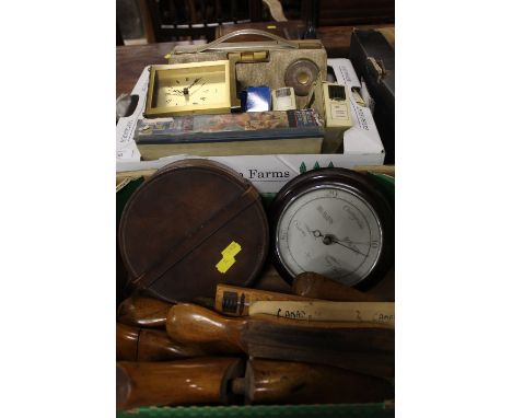 TWO SMALL TRAYS OF SUNDRIES TO INCLUDE A VINTAGE GEC PORTABLE RADIO , WOODEN BOOT LASTS, MODEL CAR ETC 