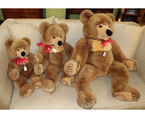 Three large modern Steiff  'Molly' Teddy bears, of graduated size, the largest 110cm, two with card name label attached to ch