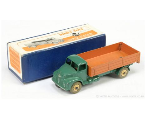 Dinky 532 Comet Wagon - dark green cab &amp; chassis, orange brown rear body, cream Supertoy hubs with grey treaded tyres, si