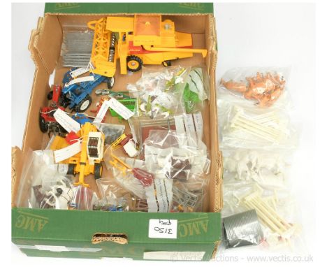Britains Farm a mixed group to include loose Agricultural models including Massey Ferguson 595, Ford 7710 Tractor, 520-4 JCB 