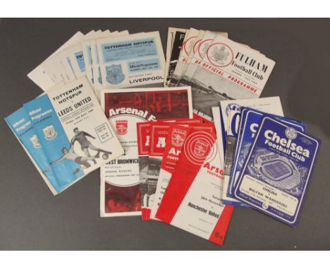 FOOTBALL PROGRAMMES.Various programmes: Arsenal (5), Chelsea (8), Tottenham Hotspur (11) & Fulham (10). Mostly 1960's. 